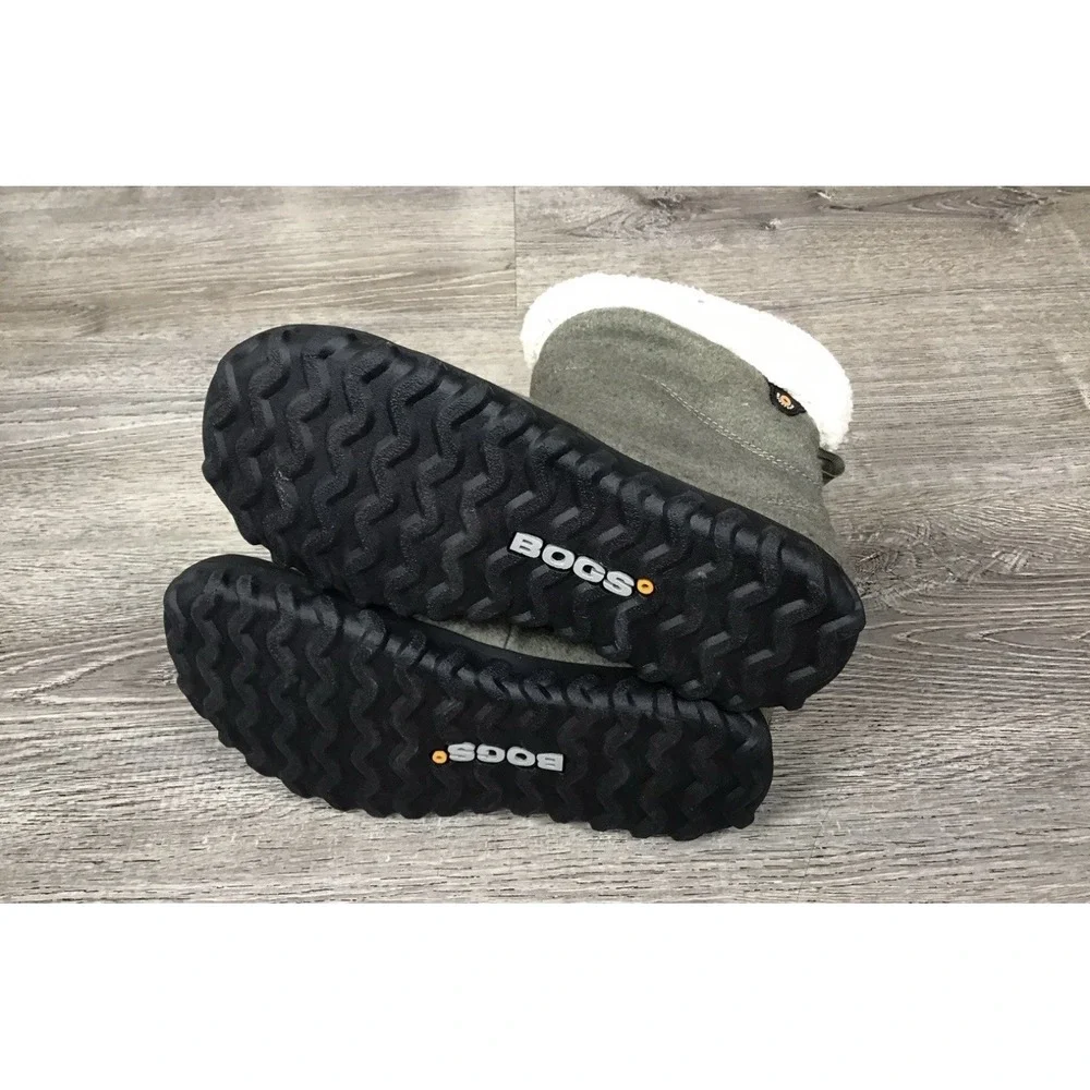 BOGS Women's B Moc II Slipper Dark Green Size 7 Winter Snow Boots